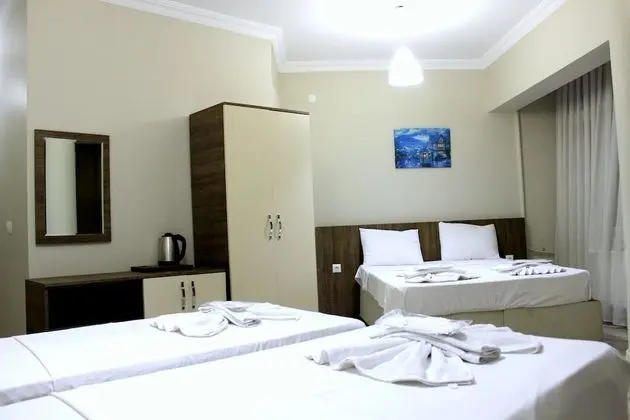 Standard Üç Kişilik Oda