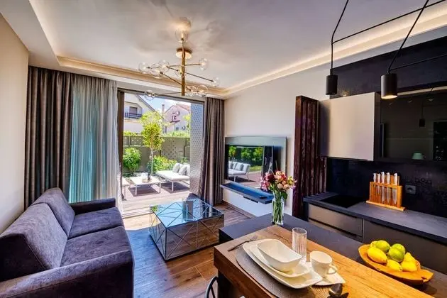 Luxury Apart Daire, 1 Yatak Odası, Sıcak Su Havuzu, Deniz Manzaralı
