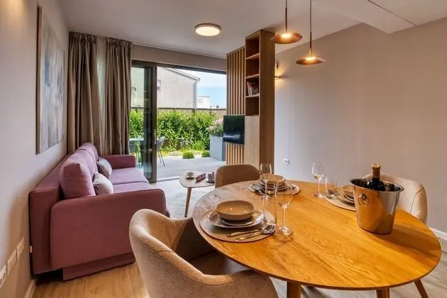 Design Apart Daire, 1 Yatak Odası, Havuz Kullanımı, Deniz Manzaralı