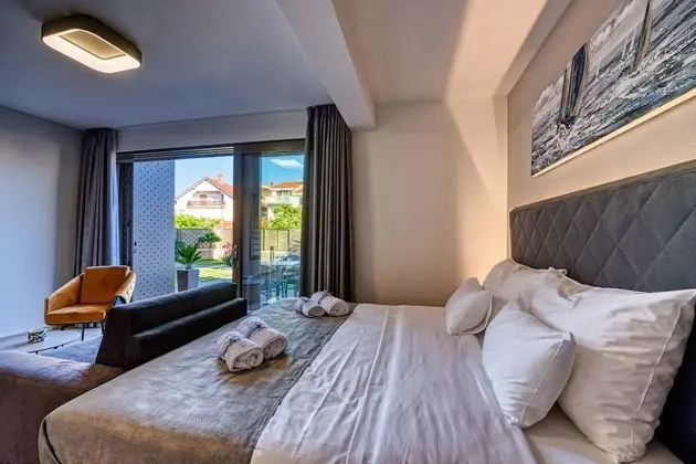 Deluxe Stüdyo Süit, Havuz Kullanımı, Bahçe Manzaralı