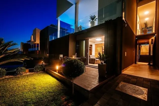Deluxe Stüdyo Süit, Havuz Kullanımı, Bahçe Manzaralı