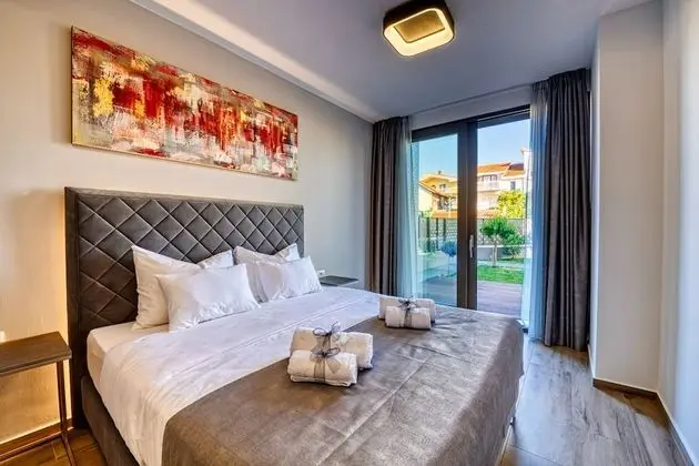 Exclusive Apart Daire, 1 Yatak Odası, Havuz Kullanımı, Deniz Manzaralı