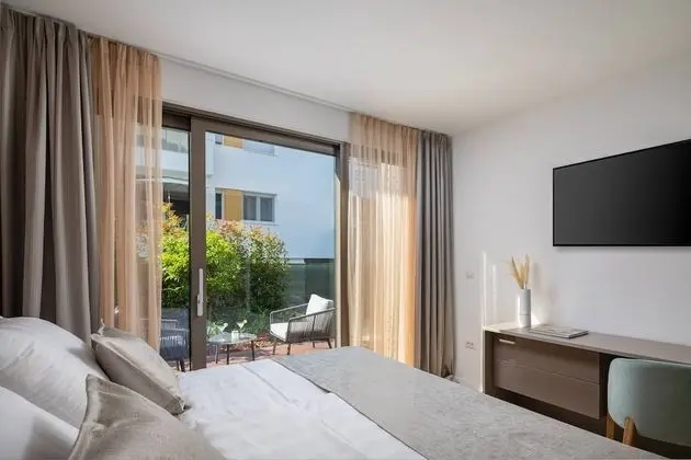 Exclusive Apart Daire, 1 Yatak Odası, Havuz Kullanımı, Deniz Manzaralı