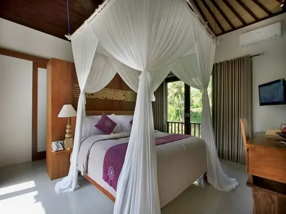 Villa Deluxe