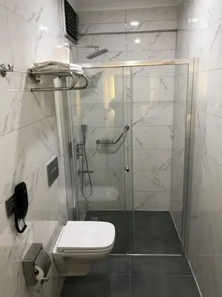 Standard Tek Büyük Yataklı Oda, Dağ Manzaralı
