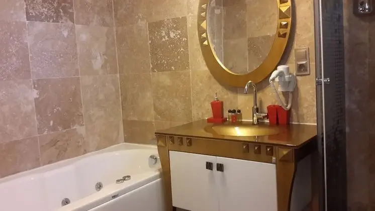 Deluxe Tek Kişilik Oda