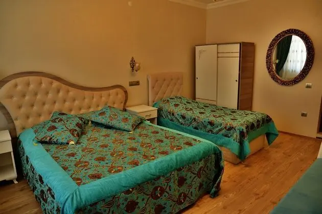 Deluxe Üç Kişilik Oda