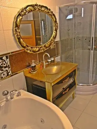 Deluxe Üç Kişilik Oda