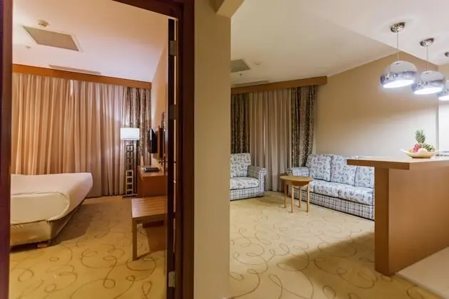 Apartment Suite City View