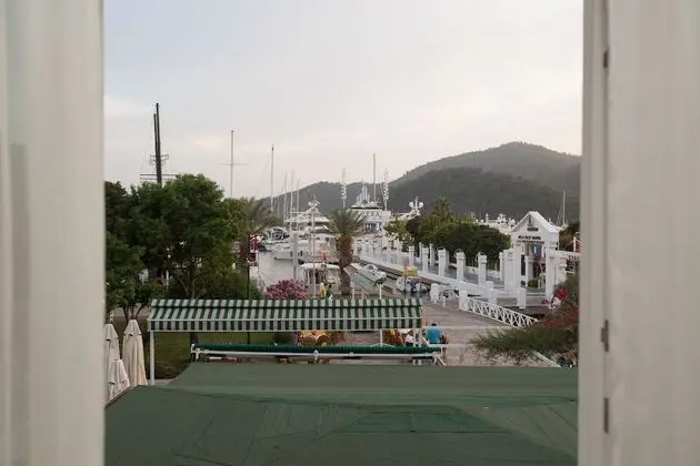 Deluxe Tek Büyük Yataklı Oda, Deniz Manzaralı
