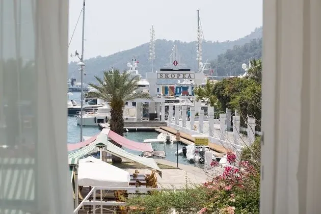 Deluxe Tek Büyük Yataklı Oda, Deniz Manzaralı