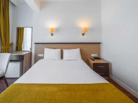 Standart Double Oda,Deniz ve Şehir Manzaralı,Non-Smoking Room