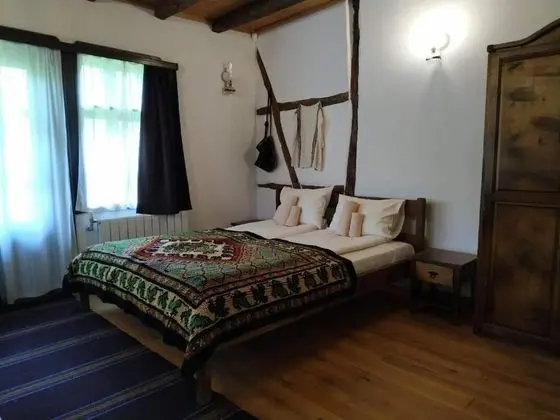 Standard Üç Kişilik Oda, Bahçe Manzaralı