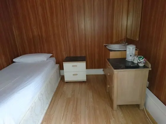 Economy Tek Kişilik Oda, Ortak Banyo