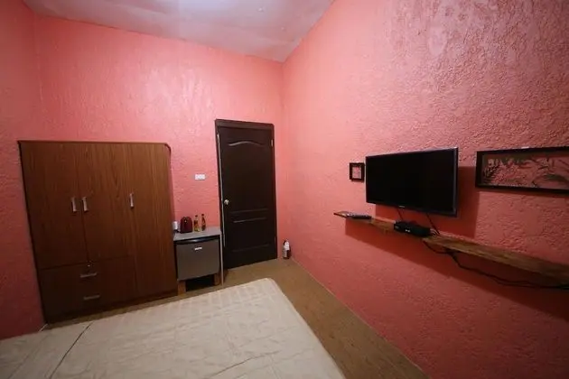 Deluxe Oda (Shared Bathroom)