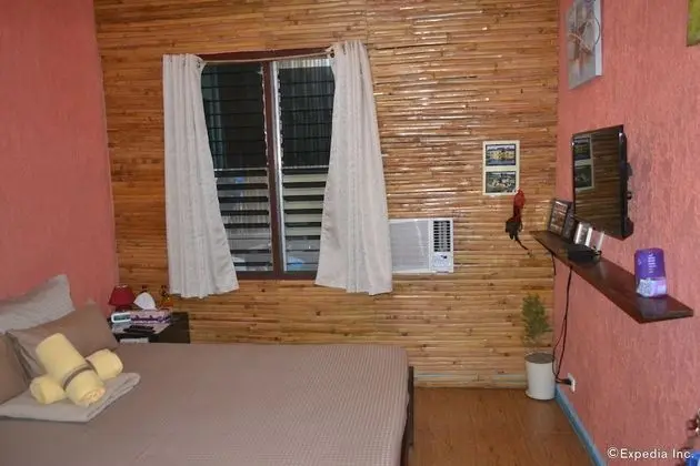 Deluxe Oda (Shared Bathroom)
