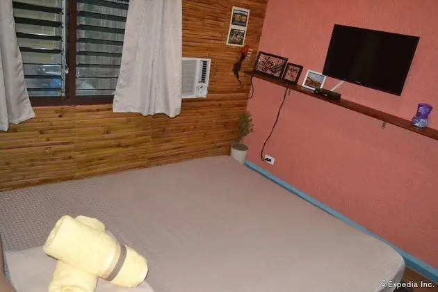 Deluxe Oda (Shared Bathroom)
