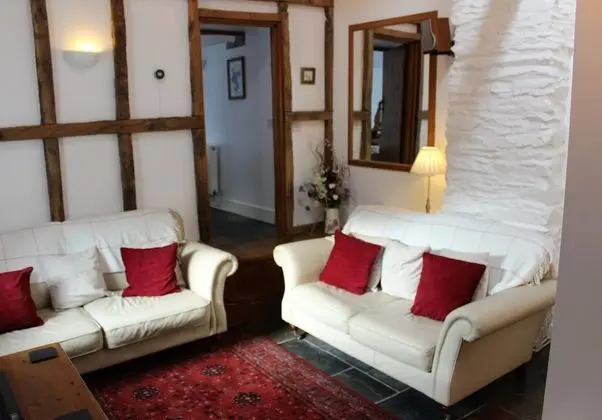 Luxury Kır Evi, Özel Banyo, Dağ Manzaralı (Wagtails Cottage)