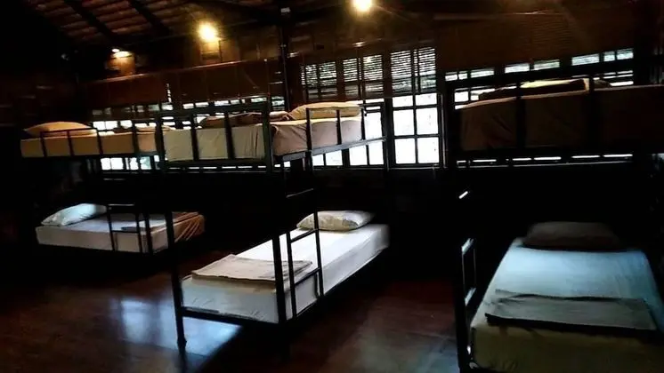 Bed in Mixed Dormtitory with Air-con