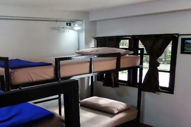 Bed in Mixed Dormtitory with Air-con