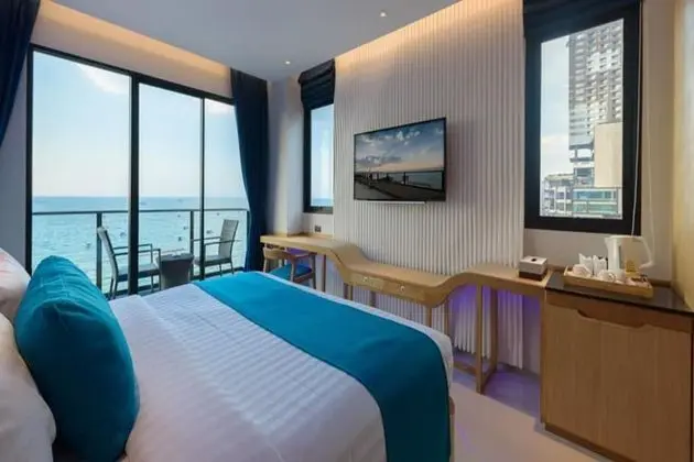 Deluxe Ocean View, Balcony