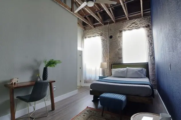 City Tek Büyük Yataklı Oda, 1 Büyük (Queen) Boy Yatak, Engellilere Uygun, Özel Banyo