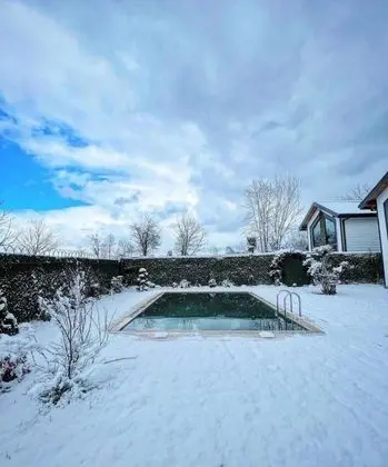 Villa, Havuz Manzaralı, Isıtmalı Özel Havuzlu