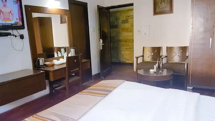 Deluxe Oda, Birden Çok Yatak, Sigara İçilebilir