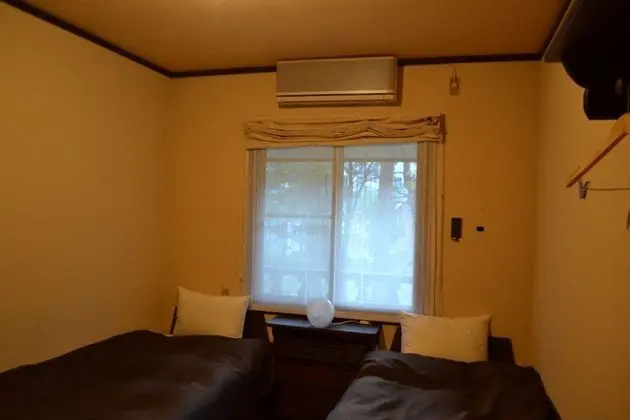 Standard İki Ayrı Yataklı Oda (with Private Bathroom)