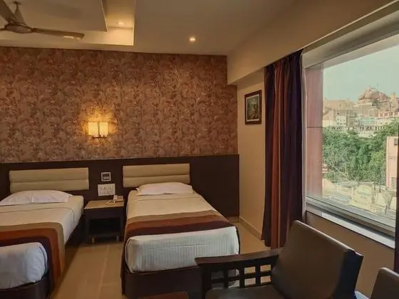 Premium Tek Büyük veya İki Ayrı Yataklı Oda
