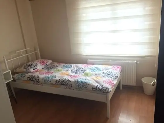 Tek Kişilik Oda, Ortak Banyo