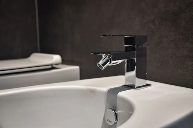 Design Tek Büyük Yataklı Oda, Balkon, Dağ Manzaralı