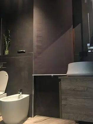 Design Tek Büyük Yataklı Oda, Dağ Manzaralı