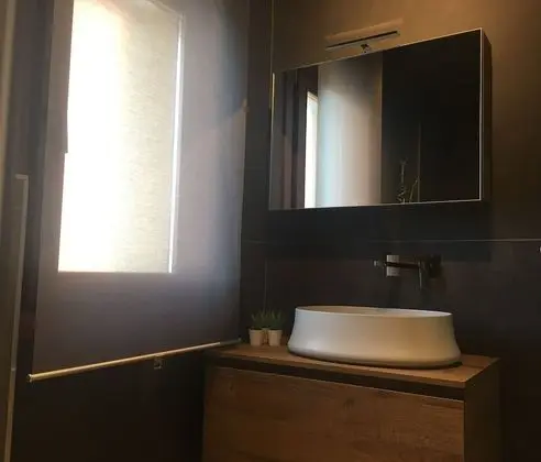 Design Tek Büyük Yataklı Oda, Dağ Manzaralı