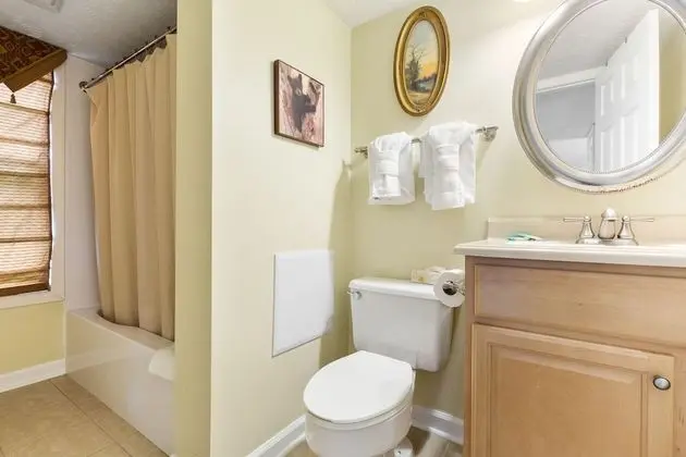 Daire, 1 Büyük (Queen) Boy Yatak ve Çekyat, Balkon, Dağ Manzaralı (#B303)