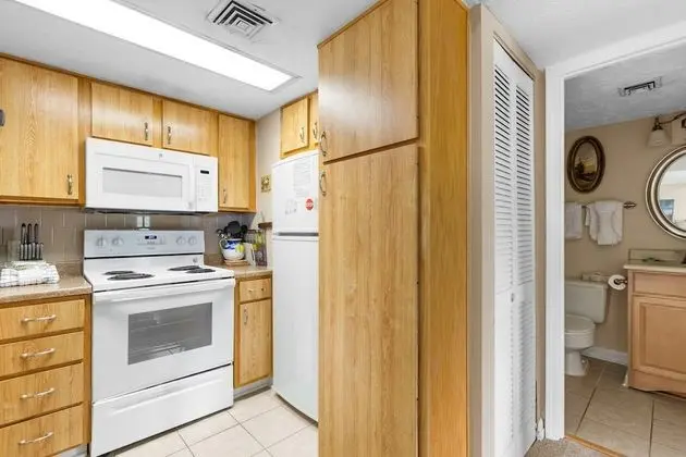 Daire, 1 Büyük (Queen) Boy Yatak ve Çekyat, Balkon, Dağ Manzaralı (#B303)