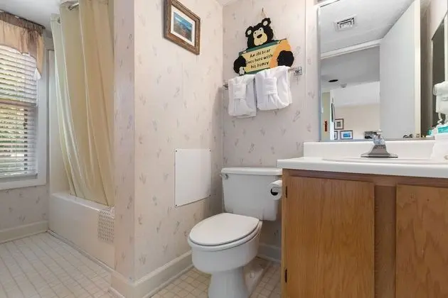 Daire, 1 Büyük (Queen) Boy Yatak ve Çekyat, Balkon, Dağ Manzaralı (#E206)