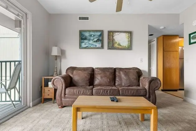 Daire, 1 En Büyük (King) Boy Yatak ve Çekyat, Balkon, Dağ Manzaralı (#D302)