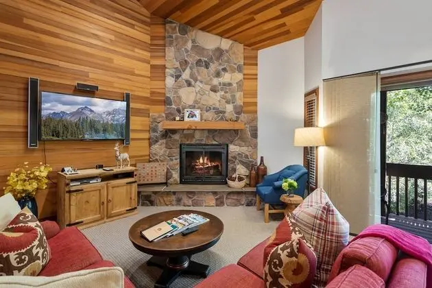 Lakeside Condo at Deer Valley - 3 Bedroom - #1763