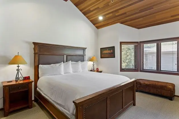 Lakeside Condo at Deer Valley - 3 Bedroom - #1763