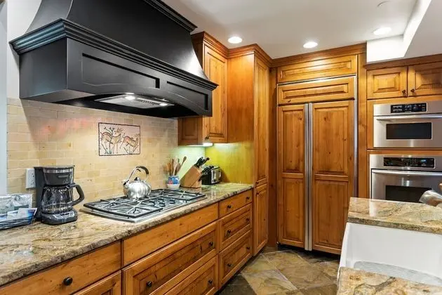 Lakeside Condo at Deer Valley - 3 Bedroom - #1763