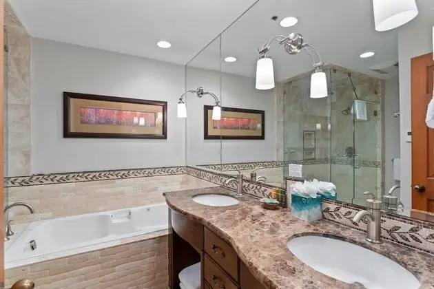Lakeside Condo at Deer Valley - 3 Bedroom - #1763