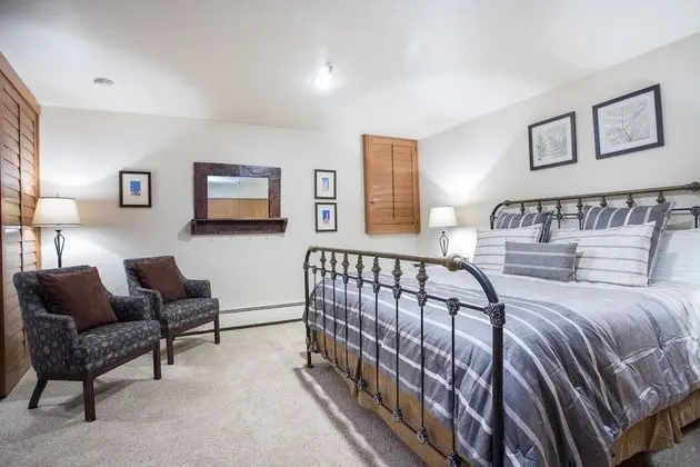 Pinnacle Condo at Deer Valley - 4 Bedroom - #1065