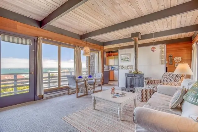 Ev, Birden Çok Yatak (Deerfield Cottage)