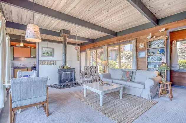 Ev, Birden Çok Yatak (Deerfield Cottage)