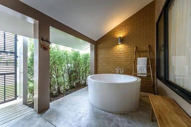 Grand Deluxe Room