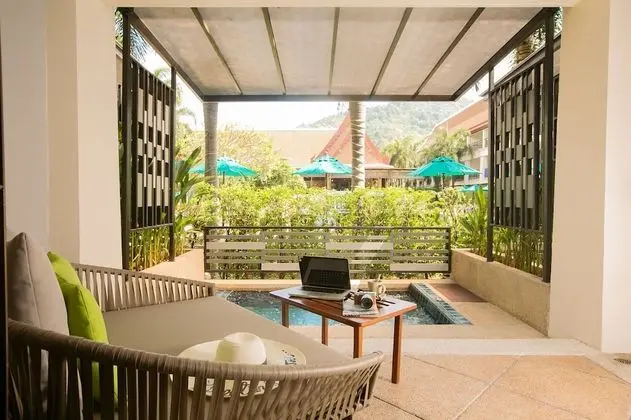 Deluxe with Jacuzzi