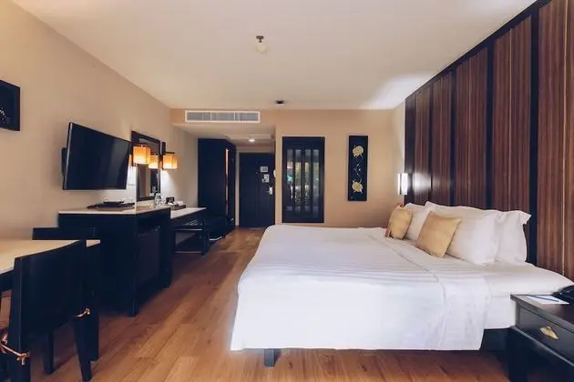 Deluxe with Jacuzzi