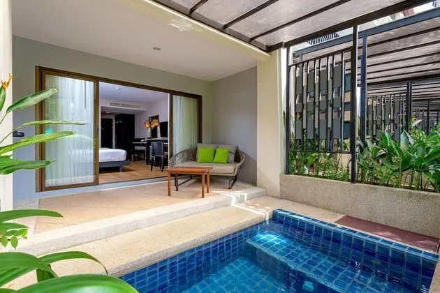 Deluxe with Jacuzzi