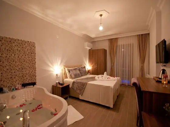 Jakuzili Deluxe Oda, Orman Manzaralı